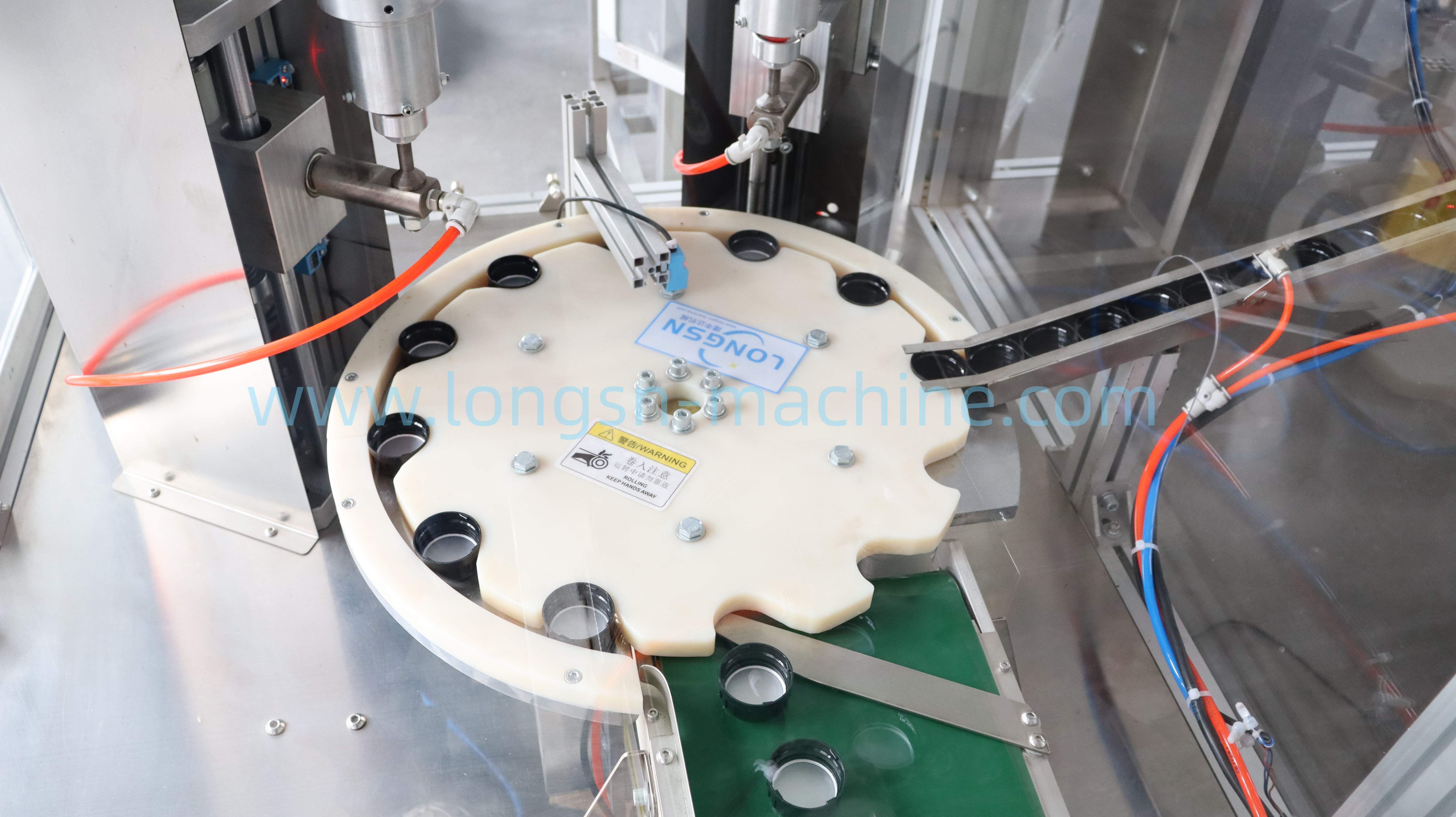 kapak ekleme makinesi