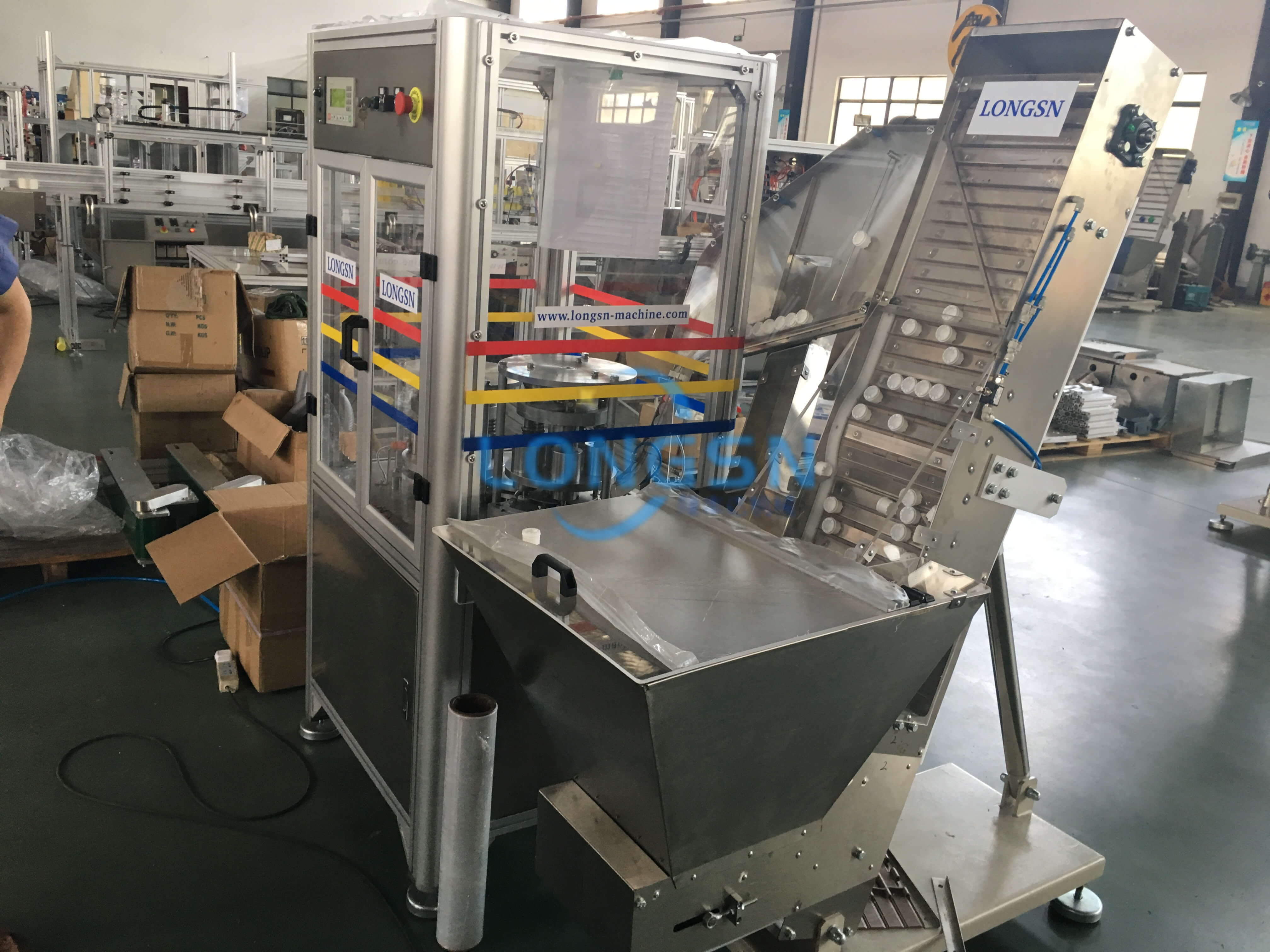 Şişe şapkası kayma makinesi