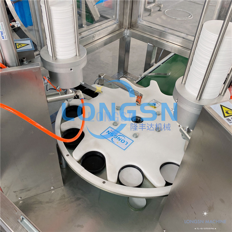 PE K&ouml;p&uuml;k Conta Ekleme Makinesi