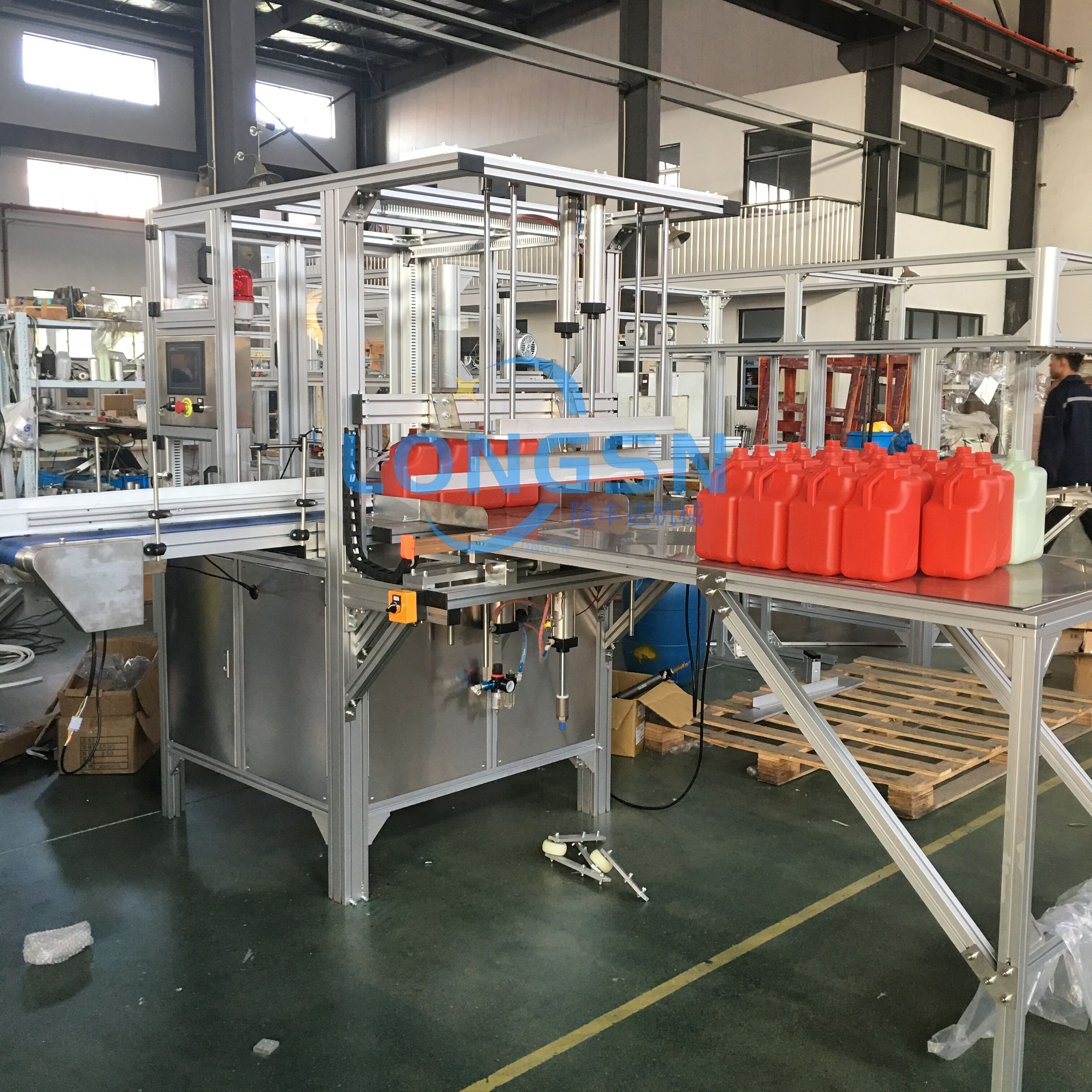 Otomatik PET HDPE PP PE plastik bidon varil boş şişe çanta paketleme torbalama makineleri
