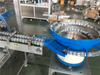 2020 Yeni otomatik kapak kapatma makinesi PE plastik çevirme üst kapak montaj makinesi