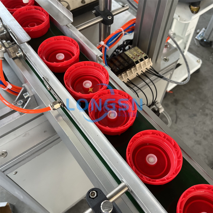 Plastik Kapak Montaj Makinesi